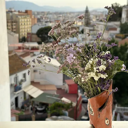 Atico Con Solarium Y Bbq Cerca Del Centro 6 Pax Apartamento